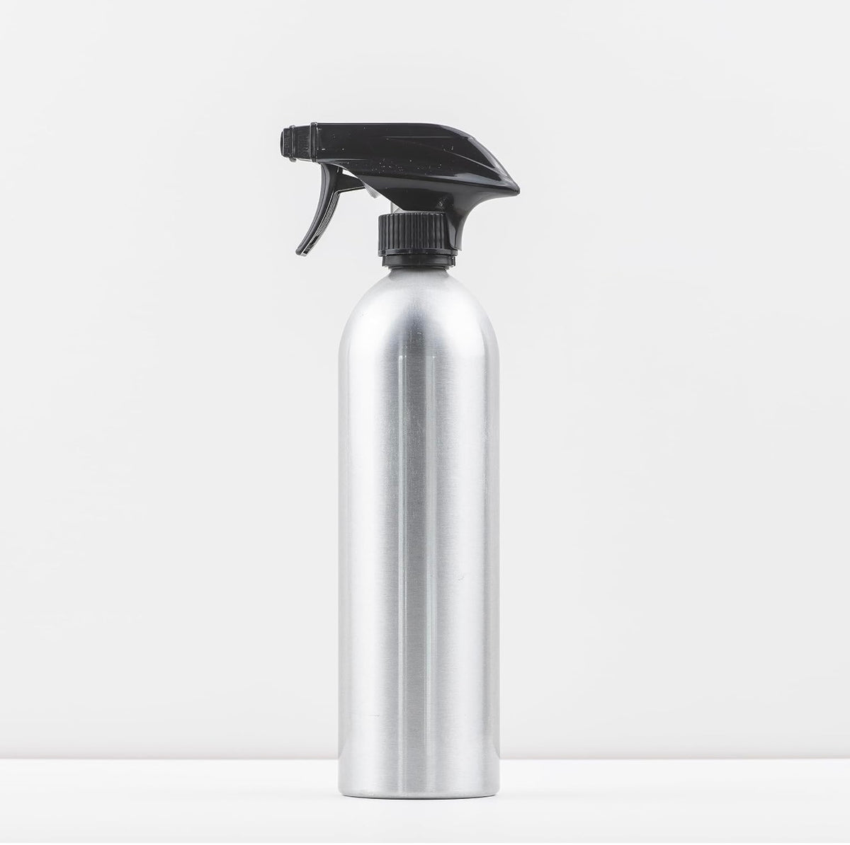 20 oz Aluminum Spray Bottle